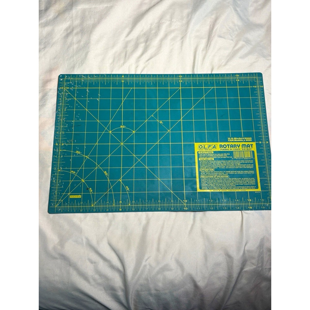 OLFA RM-CG 11" x 17" Rotary Cutting Mat, Non-Slip, Green, U.S. Model 9800